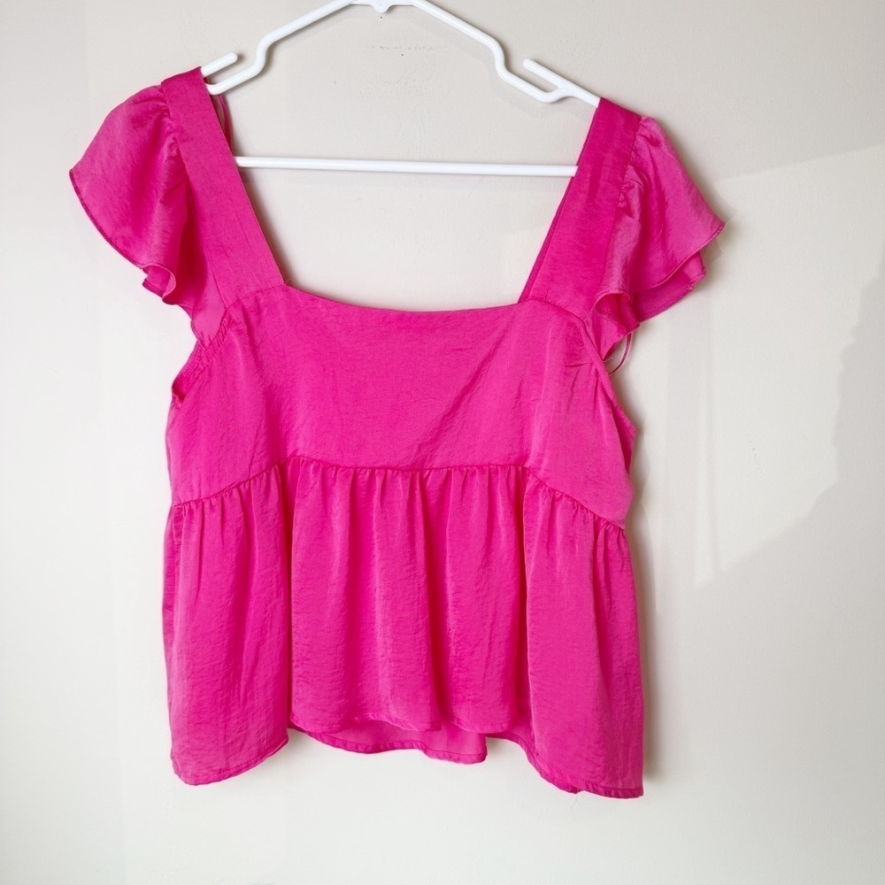 Pink Sadie and Sage pink tank M